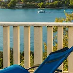 Apartament Angie Nečujam
