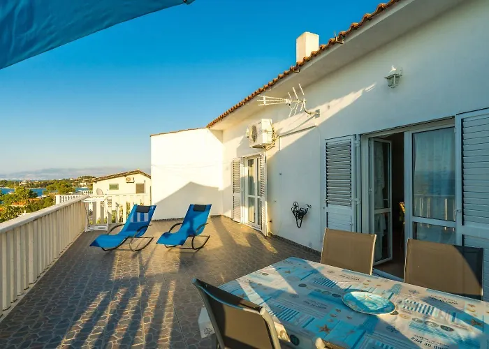 Angie 公寓 Nečujam